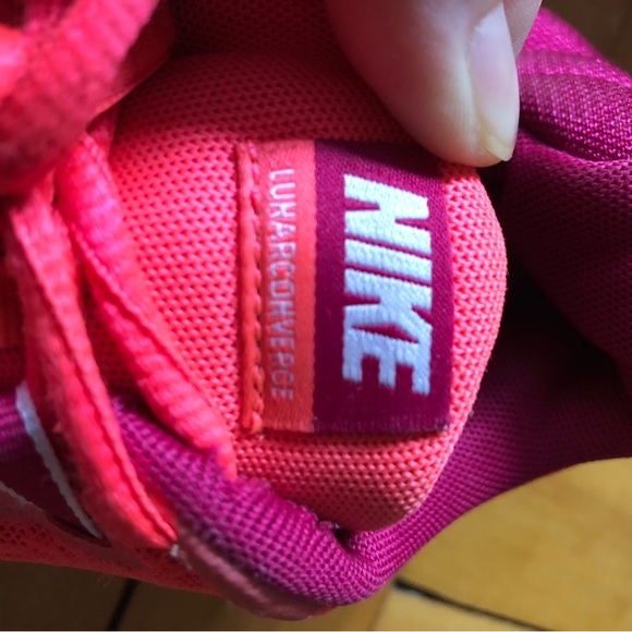 Nike lunarconverge hot pink size 4Y - Picture 6 of 8